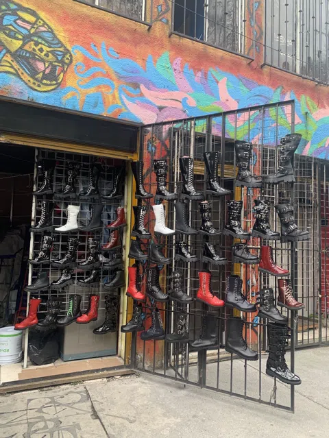 Higher Than Your Head: A Day Inside Mexico City's Tianguis