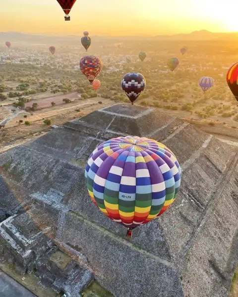 The Best Hot Air Balloon Rides Over Teotihuacán in Mexico City