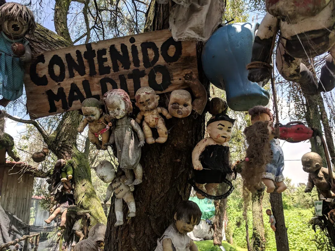Isla de las Muñecas (via Trajitours), Mexico City