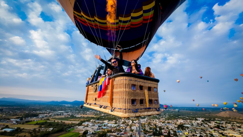 Volando Alto Teotihuacán,墨西哥城