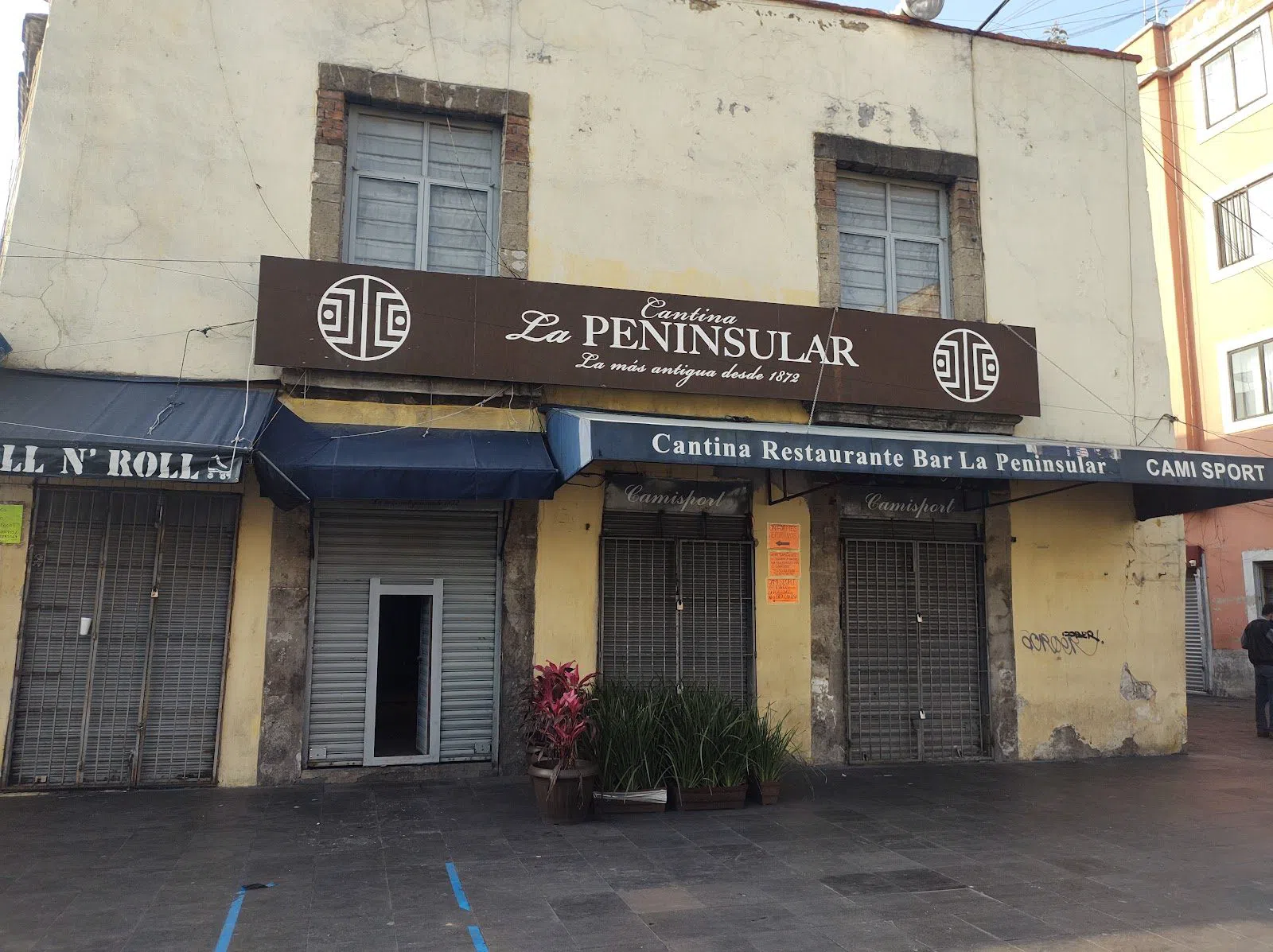 カンティーナ・ラ・ペニンスラール、メキシコシティ